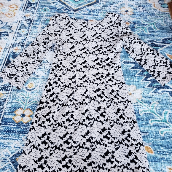 Black and white lace pattern dress or tunic - Picture 7 of 8